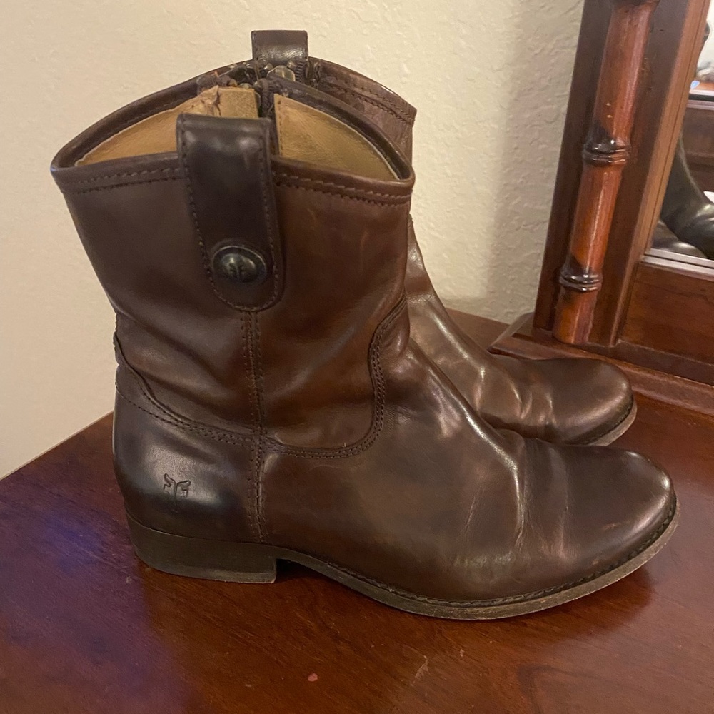 Frye Melissa Button Short Boots
